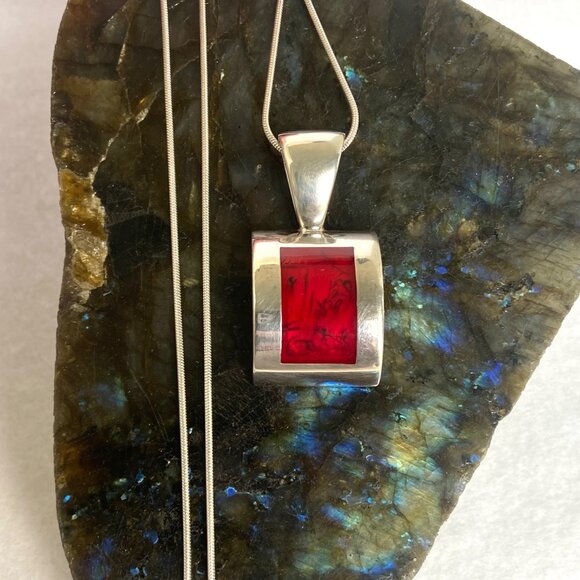 Solid Sterling Silver 925 Sim Red Jasper Pendant Necklace 19.5" Snake Chain - Picture 1 of 16